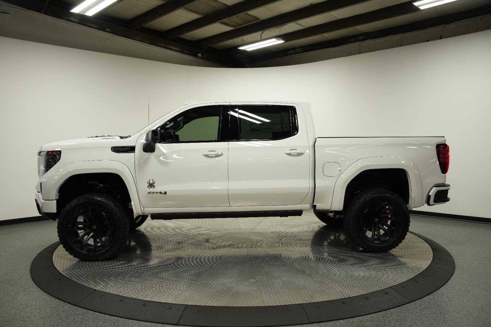 New 2025 GMC Sierra 1500 AT4 w/ AT4 Premium Package image 8