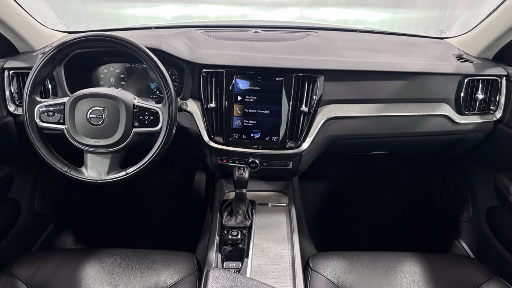 Used 2022 Volvo V60 T5 Cross Country w/ Climate Package AWD/4WD image 2