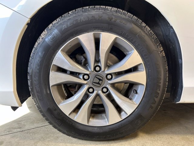 Used 2015 Honda Accord LX image 10