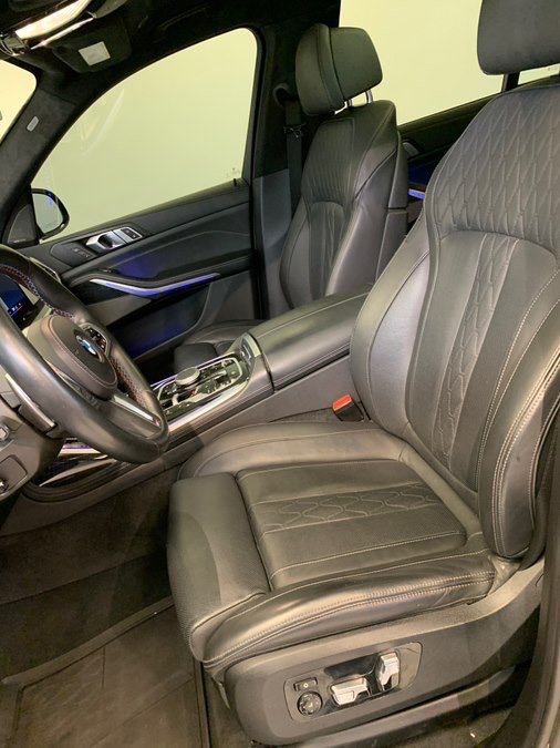 Used 2024 BMW X7 M60i AWD/4WD image 18