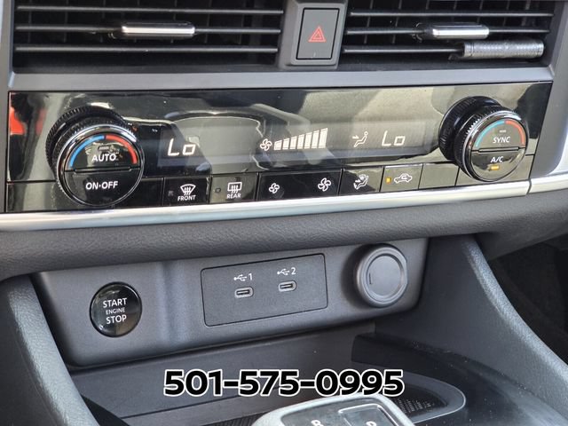 Used 2026 Nissan Rogue SV FWD image 26