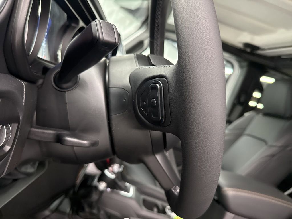 New 2026 Jeep Gladiator Sport image 20