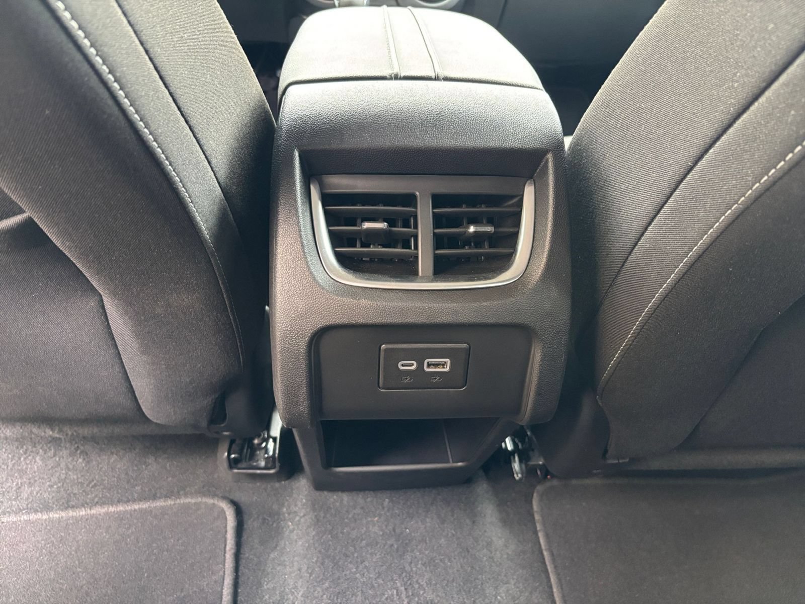 Used 2026 Chevrolet Blazer LT FWD image 24