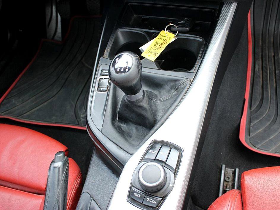 Used 2015 BMW M235i Coupe image 13