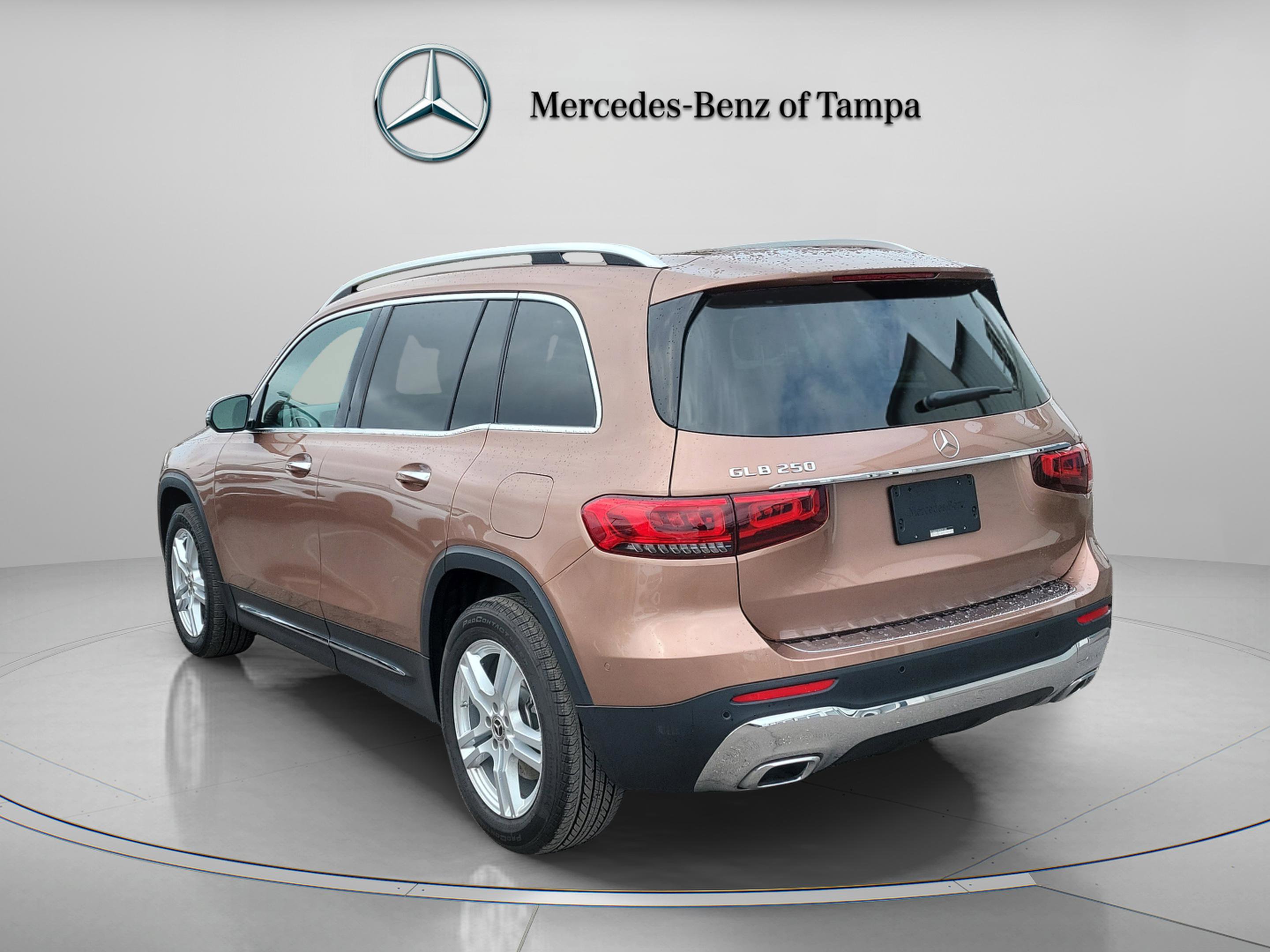 Certified 2023 Mercedes-Benz GLB 250 image 3