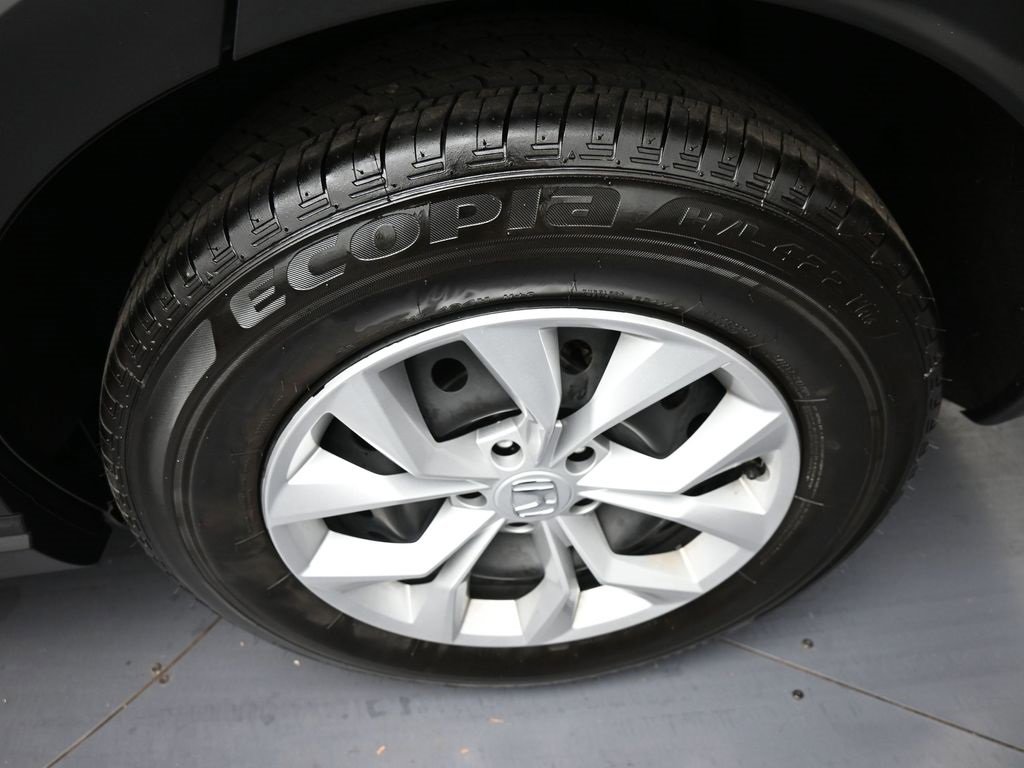 Certified 2025 Honda CR-V LX image 15