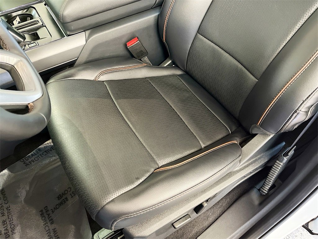 Used 2025 Ford F150 Lariat w/ FX4 Off-Road Package image 20