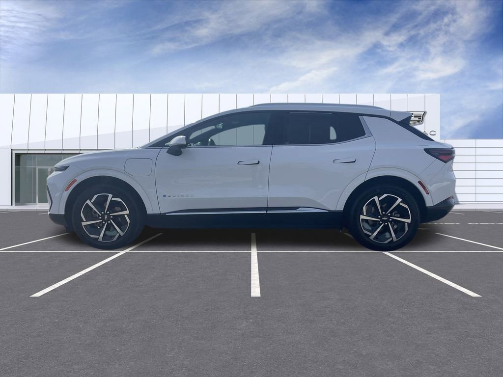 Used 2025 Chevrolet Equinox EV LT image 5