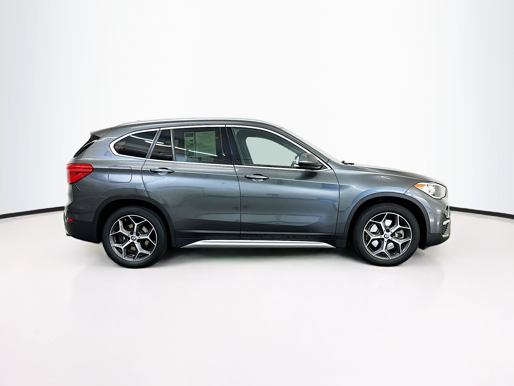 Used 2018 BMW X1 xDrive28i w/ Convenience Package image 10