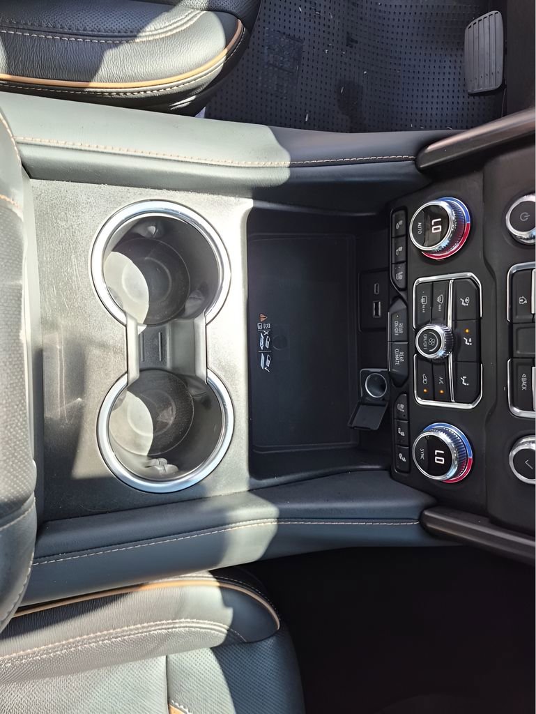 Used 2022 GMC Yukon XL AT4 w/ Max Trailering Package image 40