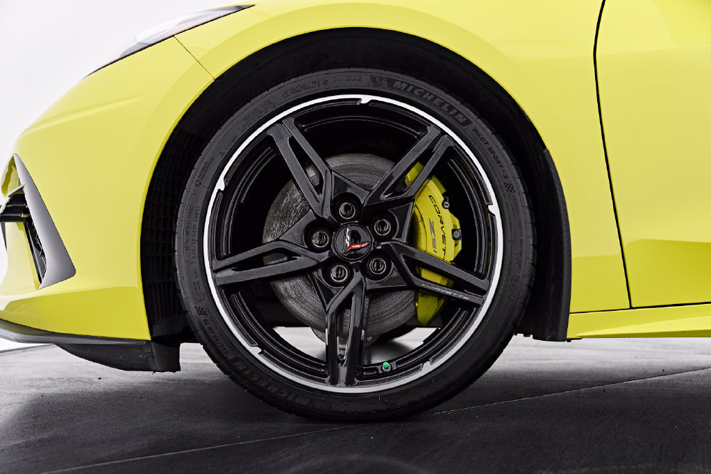 Used 2022 Chevrolet Corvette Stingray Premium Conv w/ Z51 Performance Package RWD image 38