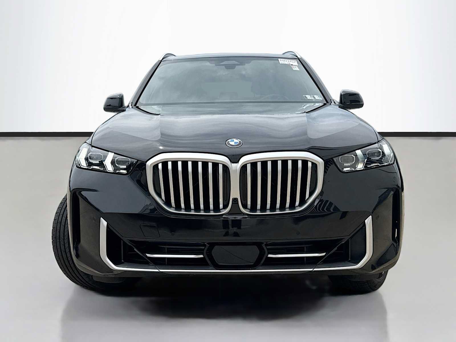 Used 2026 BMW X5 M60i AWD/4WD image 2