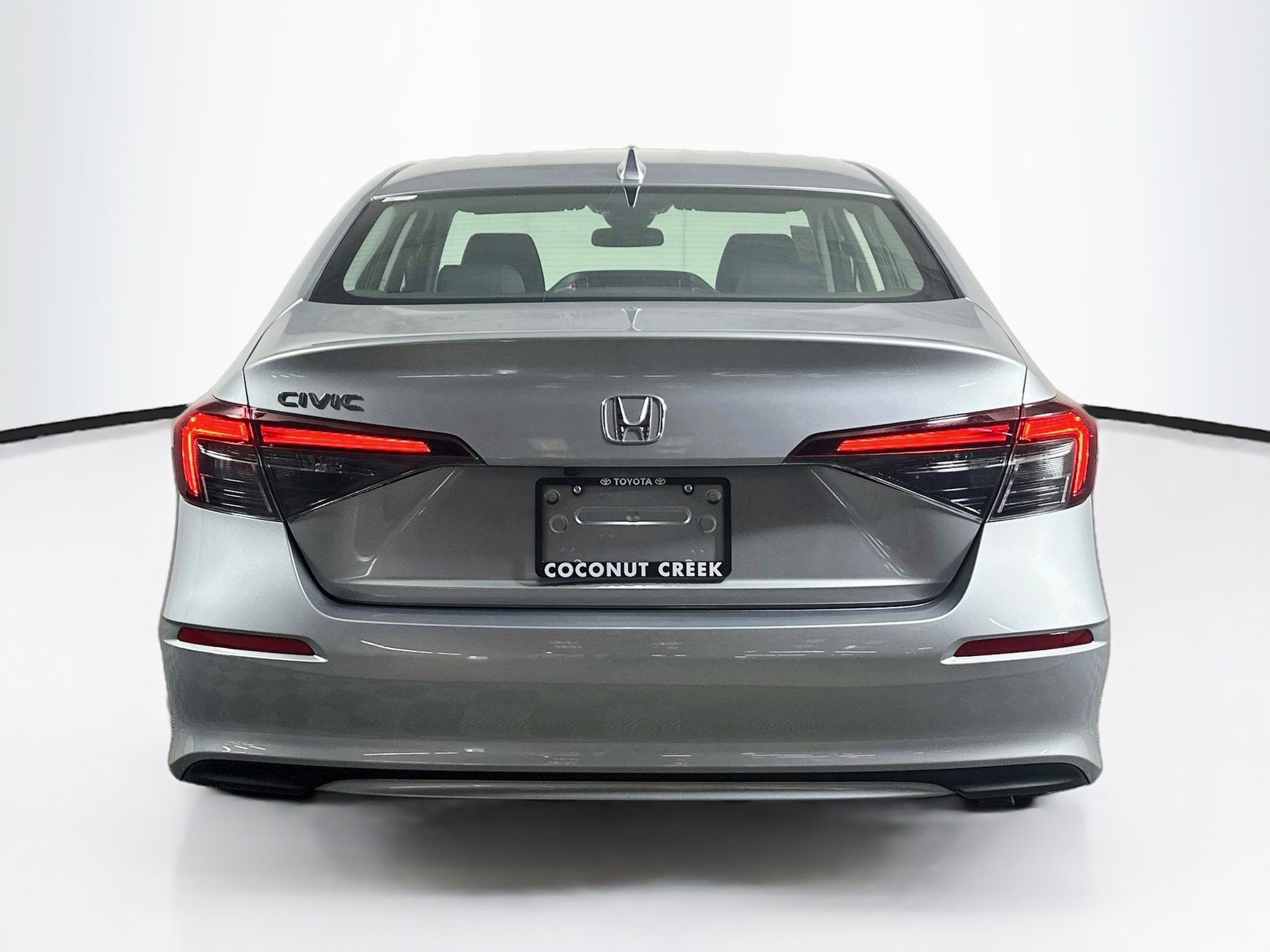 Used 2025 Honda Civic LX image 4