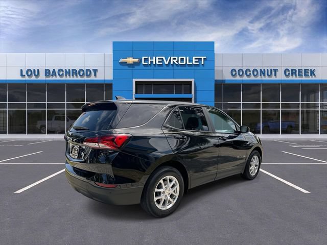 Used 2022 Chevrolet Equinox LS w/ LS Convenience Package FWD image 8