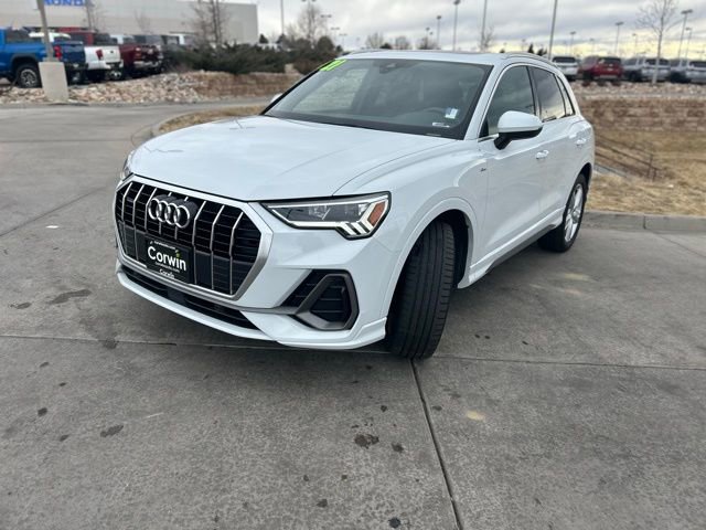 Used 2021 Audi Q3 2.0T Premium Plus image 3