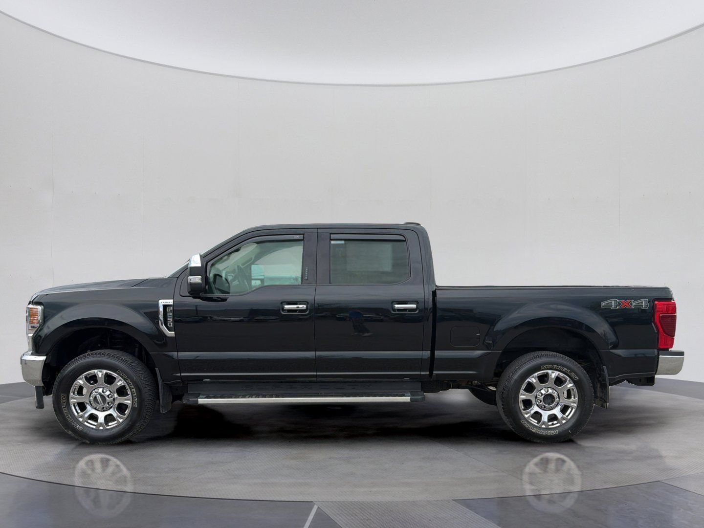Used 2022 Ford F250 Lariat w/ Lariat Ultimate Package AWD/4WD video 2