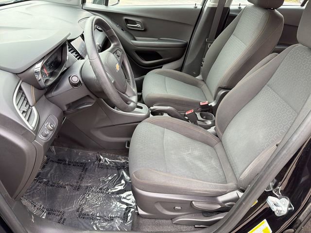 Used 2021 Chevrolet Trax LS image 15