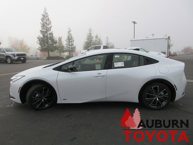New 2026 Toyota Prius XLE image 5