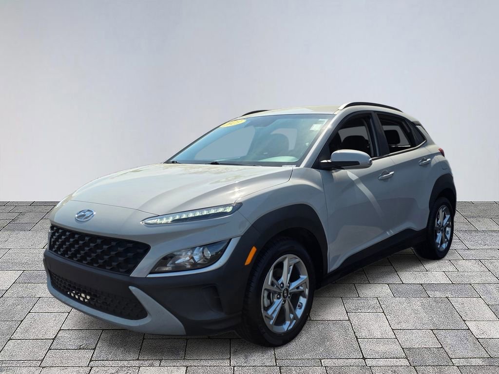 Used 2023 Hyundai Kona SEL image 3
