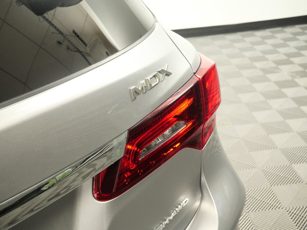 Used 2018 Acura MDX w/ Technology Package AWD/4WD image 9