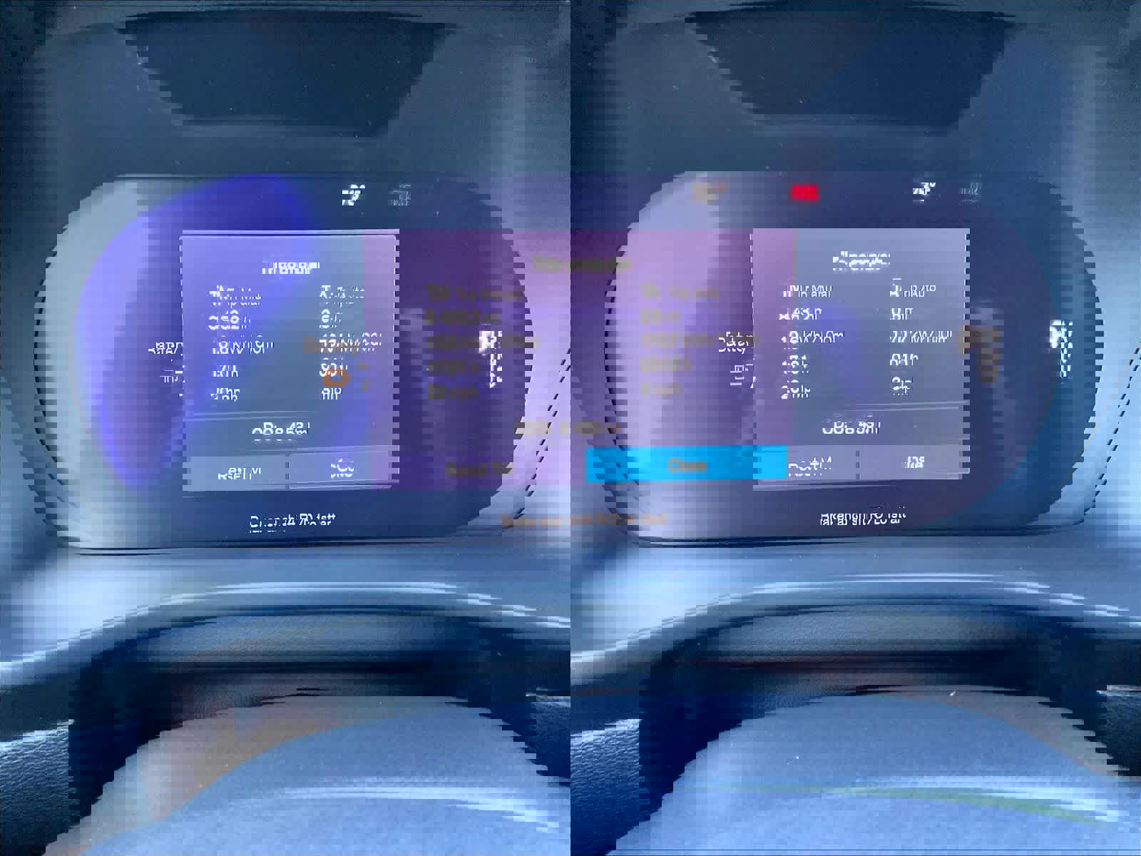 Used 2023 Volvo XC40 Recharge Ultimate w/ Protection Package Premier image 23