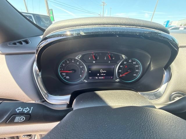 Used 2023 Chevrolet Traverse LT FWD image 26
