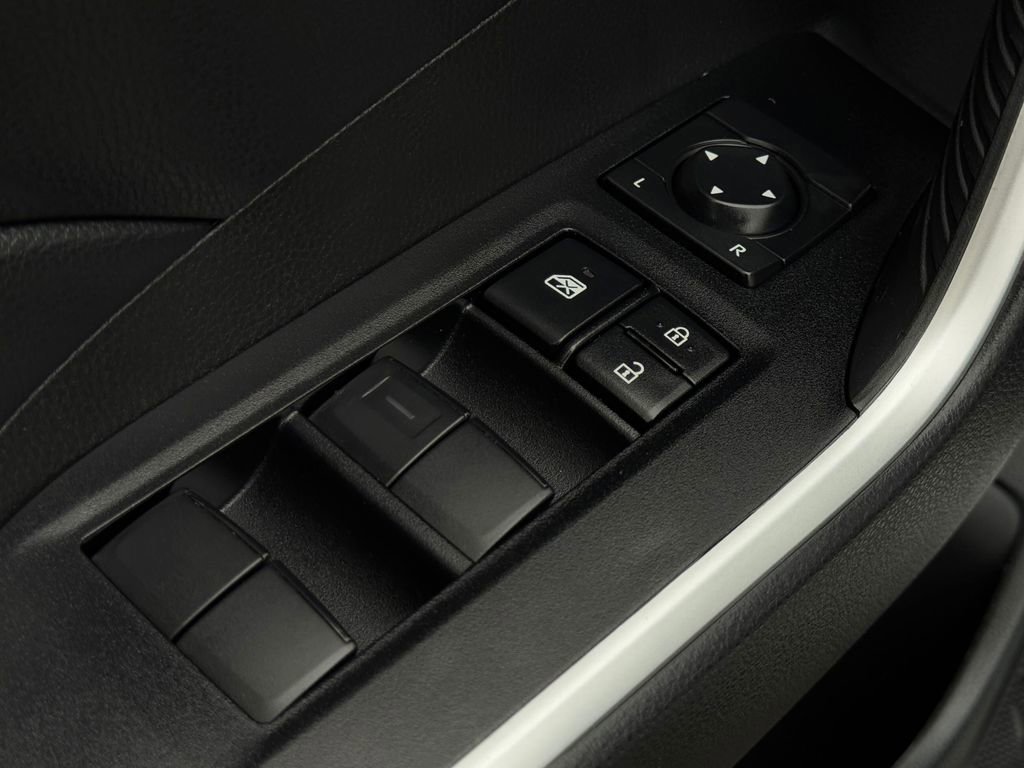 Certified 2025 Toyota RAV4 LE AWD/4WD image 11