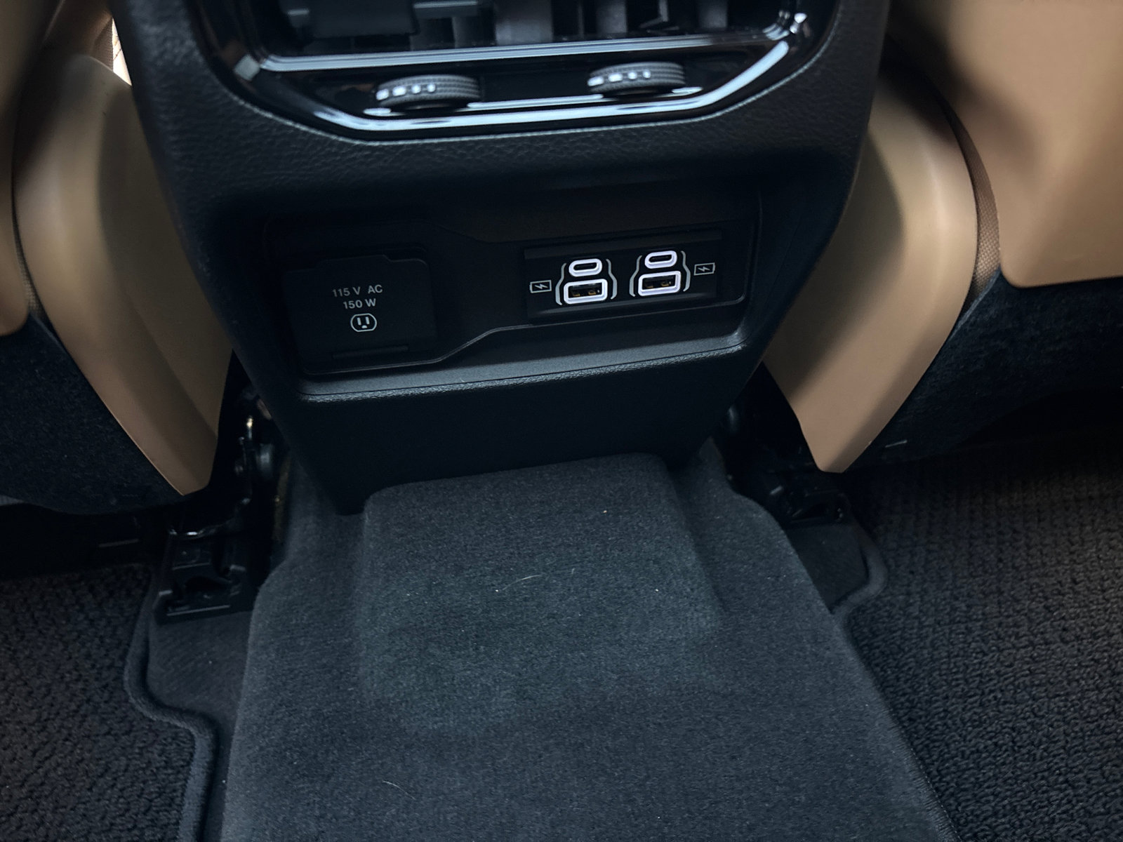 Used 2025 Jeep Grand Cherokee L Summit image 33