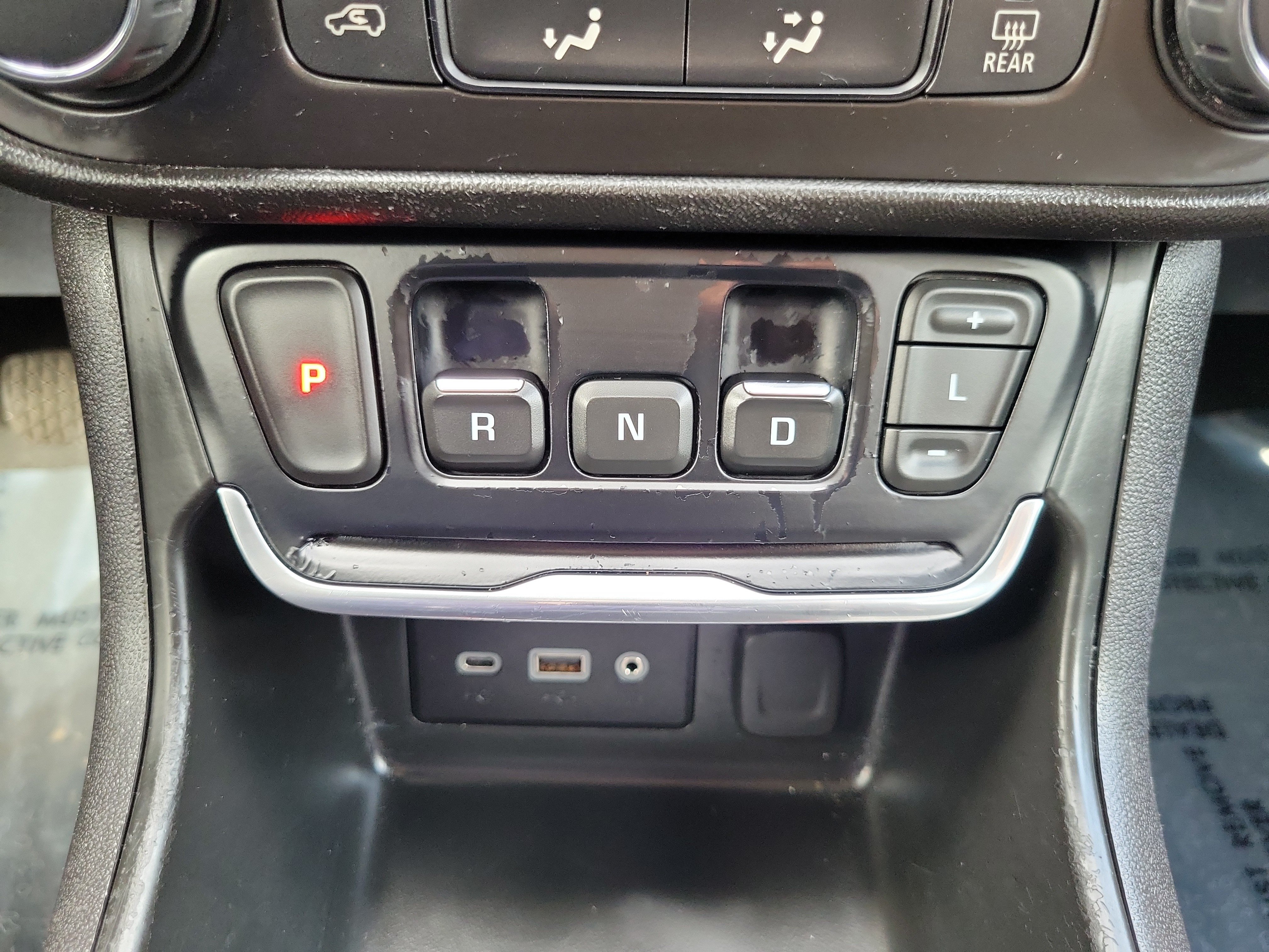 Used 2018 GMC Terrain SLE FWD image 21