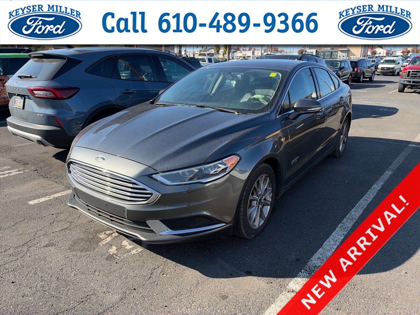 Used 2018 Ford Fusion Energi SE FWD image 1