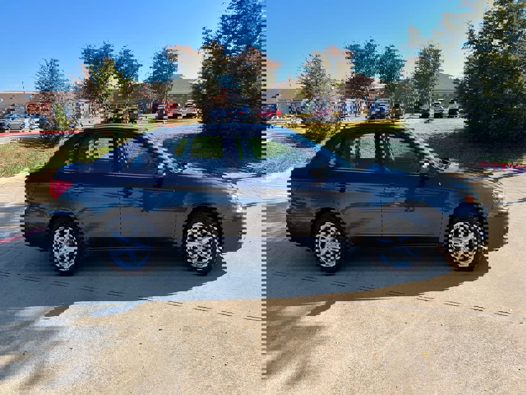 Used 2011 Subaru Impreza 2.5i image 4