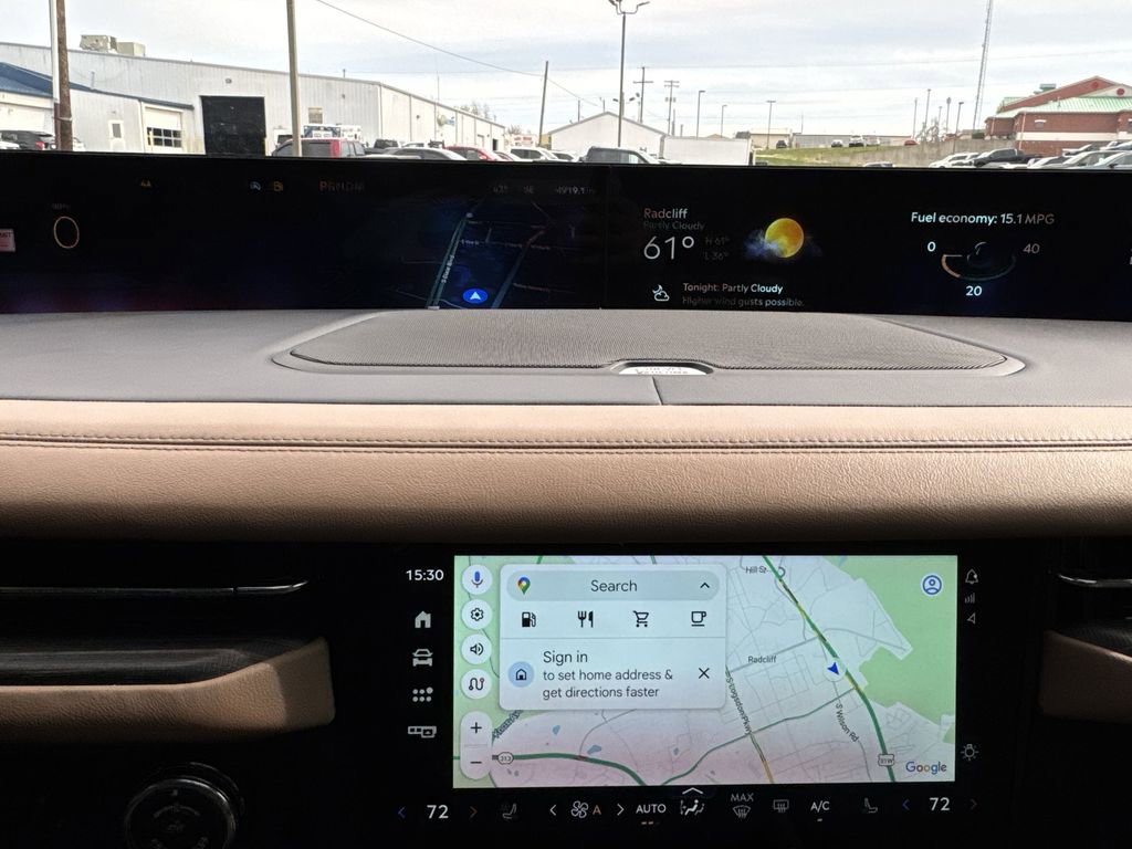 Used 2025 Lincoln Navigator Black Label image 18