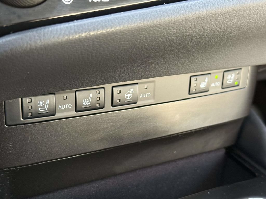 Used 2023 Lexus ES 350 w/ Premium Package FWD image 24