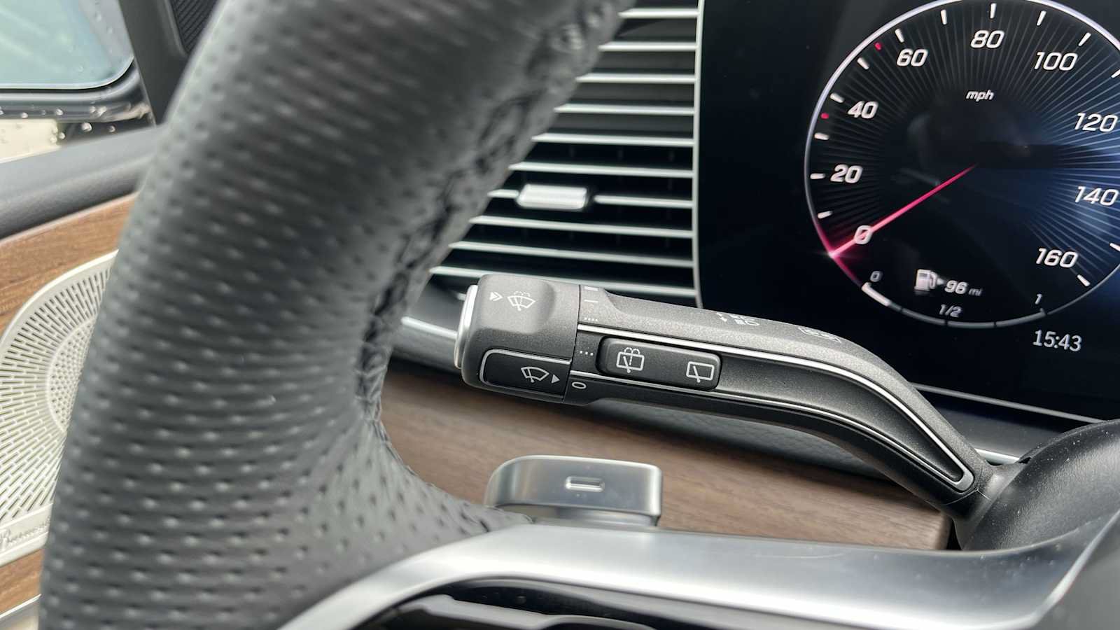 New 2026 Mercedes-Benz GLS 450 4MATIC image 42