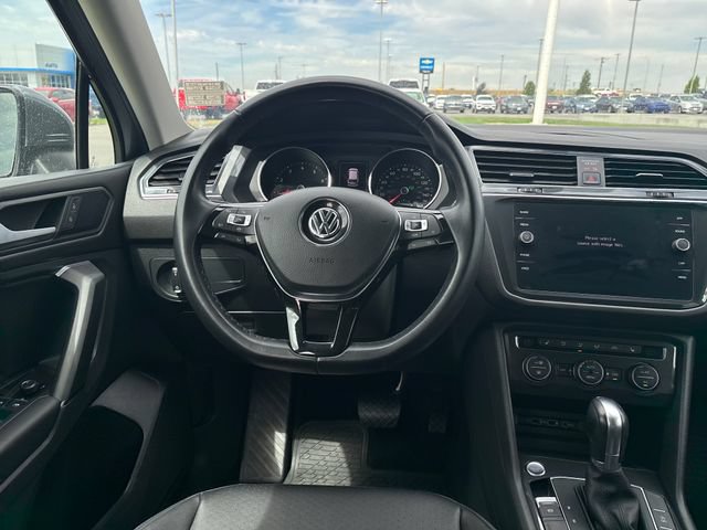 Used 2019 Volkswagen Tiguan SE AWD/4WD image 13