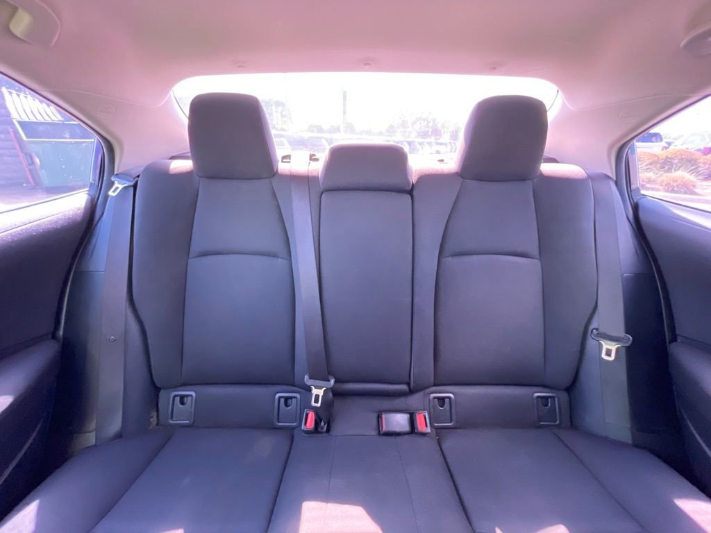 Used 2023 Toyota Corolla LE image 28