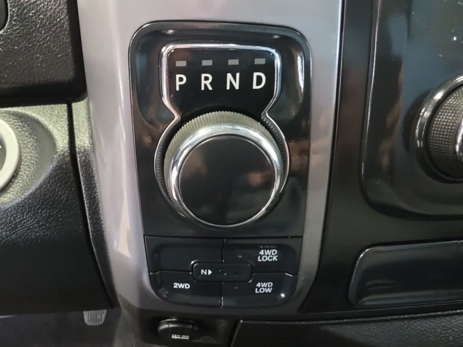 Used 2022 RAM 1500 Classic SLT AWD/4WD image 24