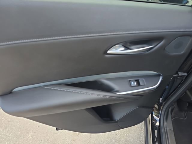 Used 2022 Cadillac XT4 Premium Luxury w/ Enhanced Visibility Package image 11