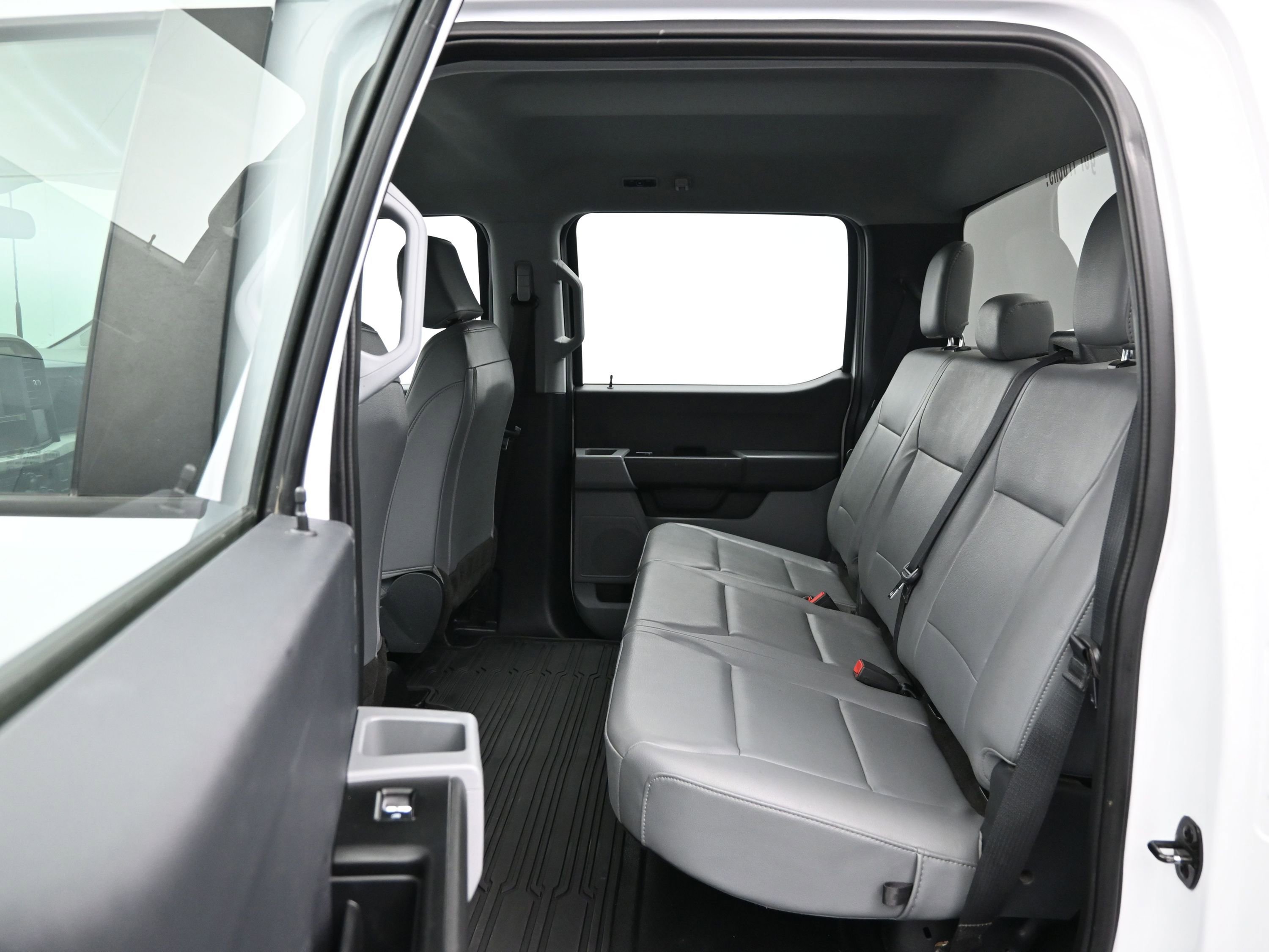 Used 2023 Ford F350 XL AWD/4WD image 11