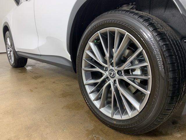 Used 2024 Lexus NX 350h 350h Luxury w/ Vision Package image 16