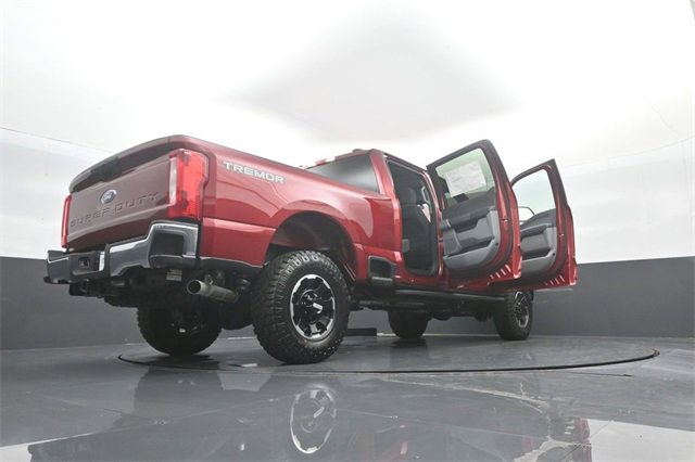 New 2026 Ford F350 XLT w/ Tremor Off-Road Package image 38