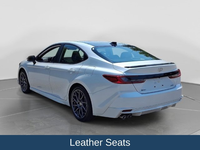 Used 2025 Toyota Camry XSE FWD image 5