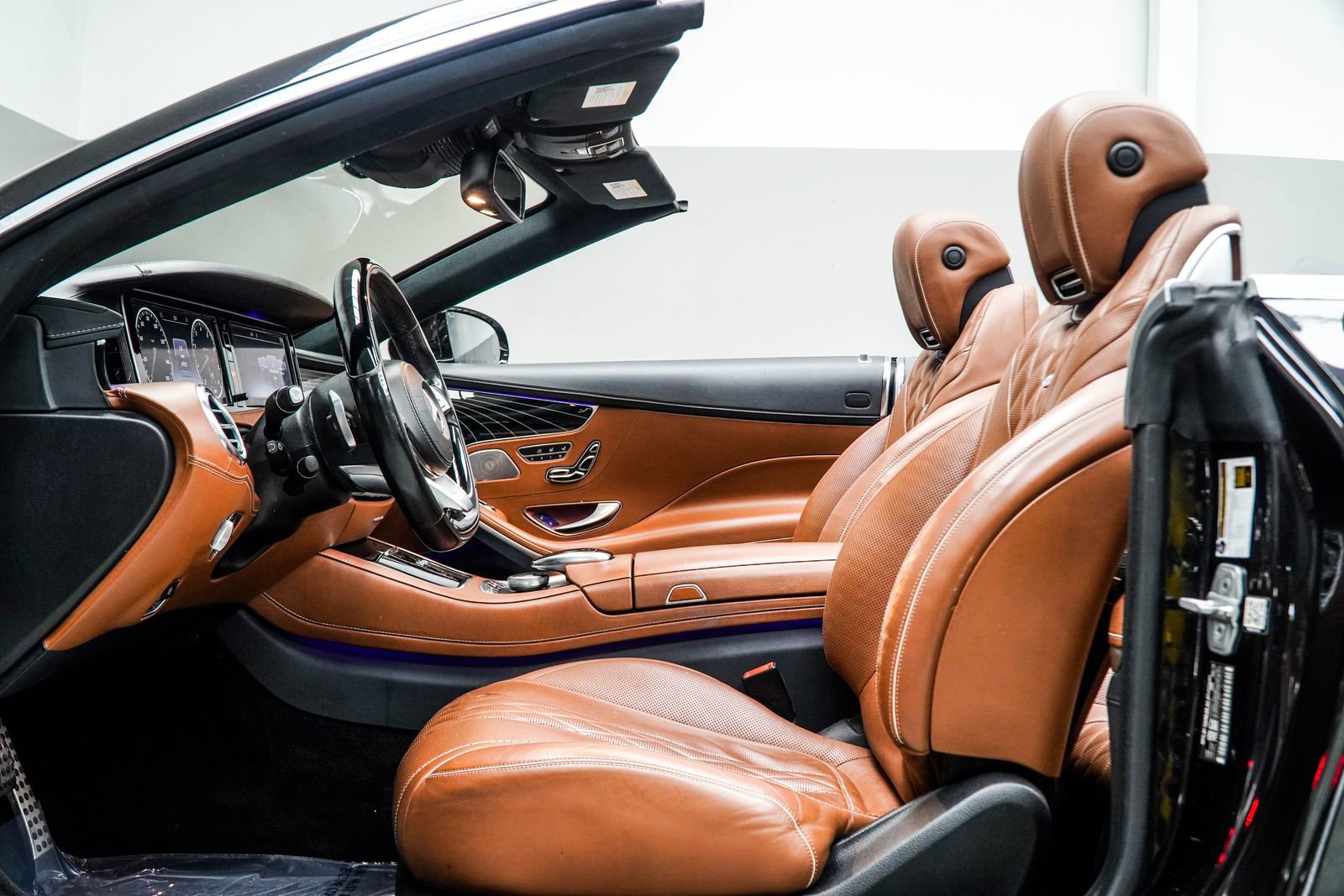Used 2017 Mercedes-Benz S 550 Cabriolet image 37