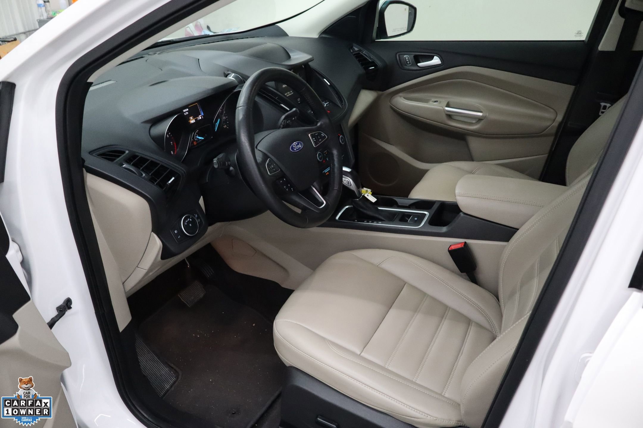 Used 2019 Ford Escape SEL image 25