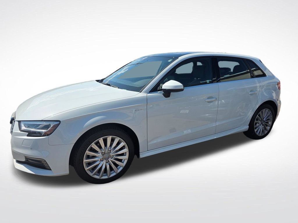 Used 2016 Audi A3 e-tron Premium w/ 17" Wheel Package FWD image 8
