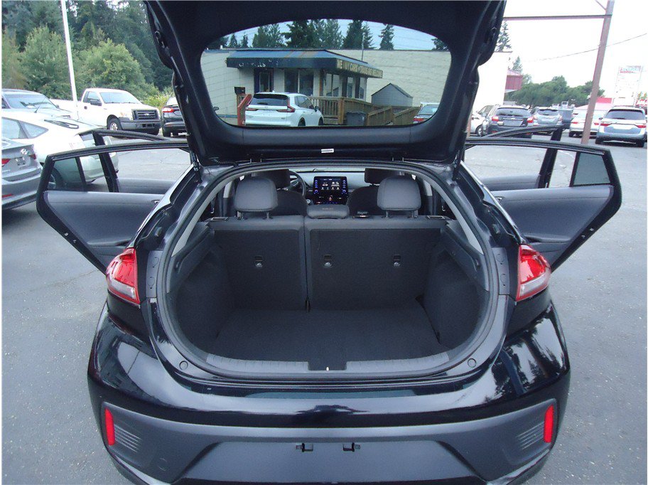 Used 2020 Hyundai Ioniq Blue FWD image 19