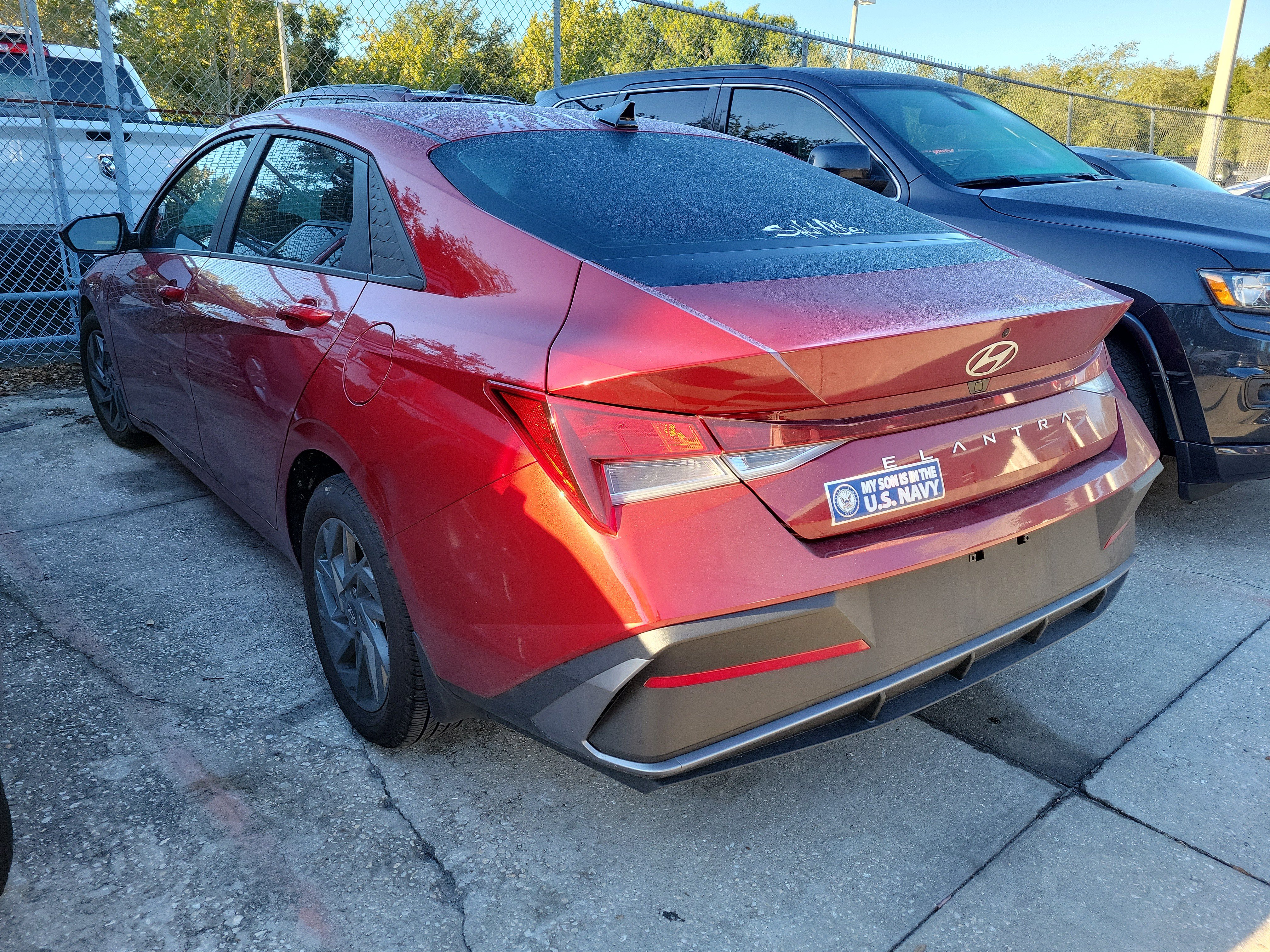 Used 2024 Hyundai Elantra SEL FWD image 2
