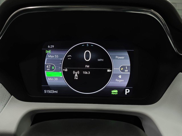 Used 2023 Chevrolet Bolt EUV Premier FWD image 23