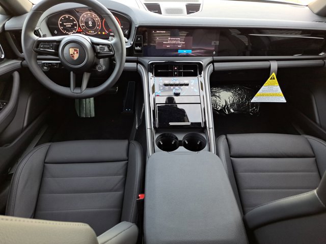 New 2026 Porsche Panamera 4 image 16