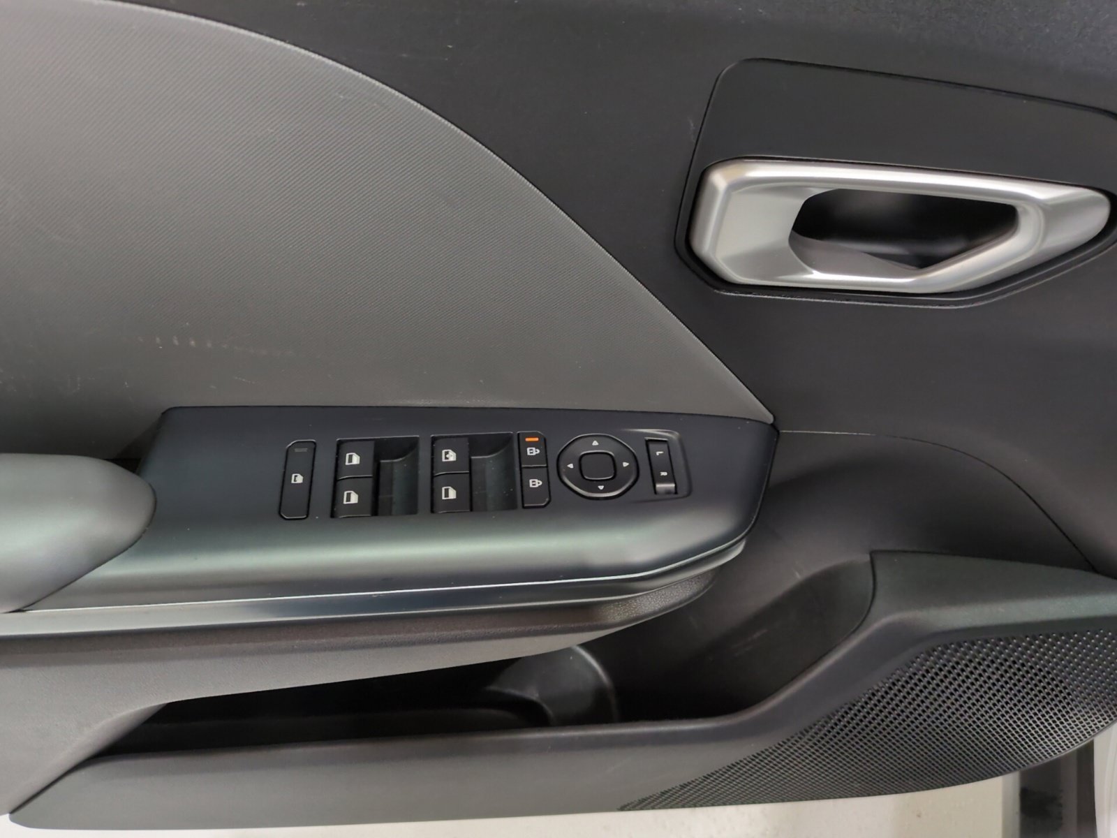 Certified 2025 Kia K4 FWD image 16